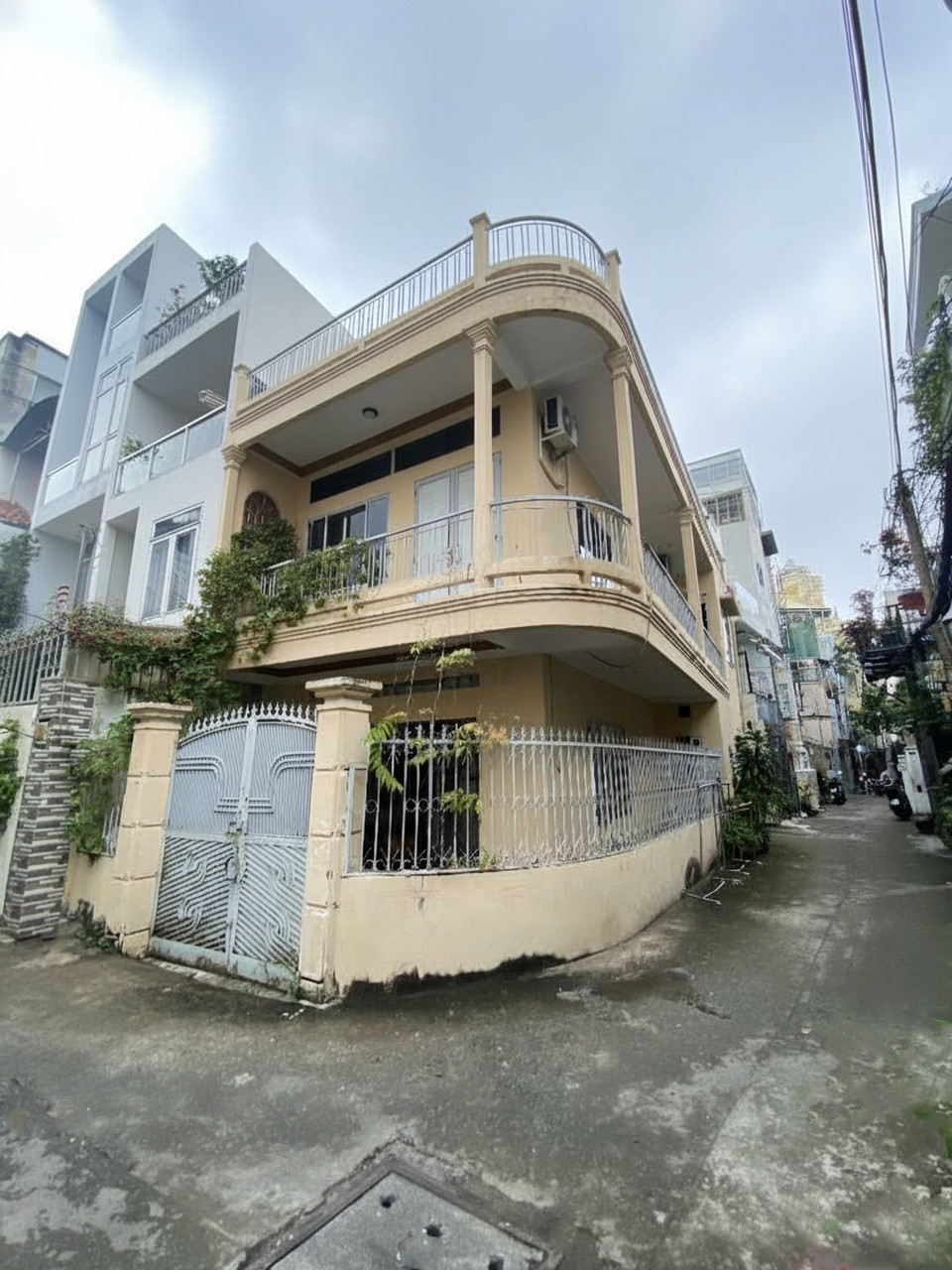 ⭐️⭐️ Nhà Lô góc SHR 3 tầng HXH 70m2 – Nguyễn Xí Bình Thạnh