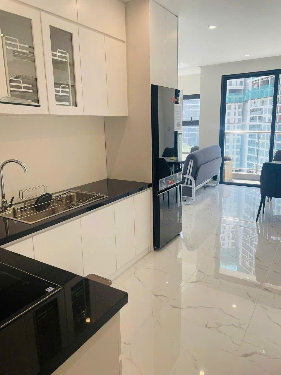 CHO THUÊ CĂN GÓC 2PN+ GLORY HEIGHTS – TẦNG 11 TOÀ GH6 – RỘNG 70M² FULL NT