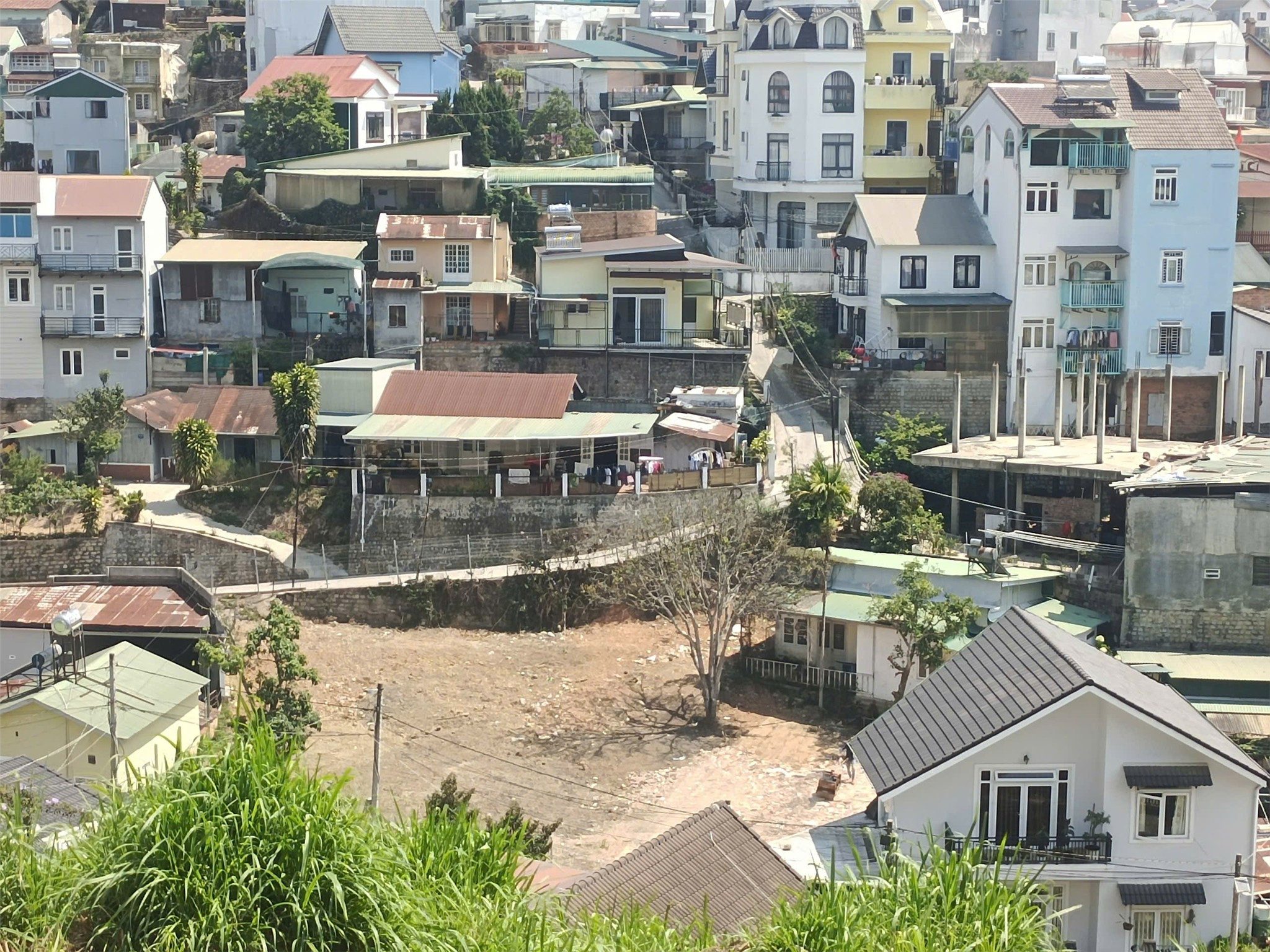 ĐẤT ĐẸP – GIÁ TỐT – CHÍNH CHỦ CẦN BÁN ĐẤT Đường Nhà Chung, Phường 3, Thành phố Đà Lạt, Lâm Đồng