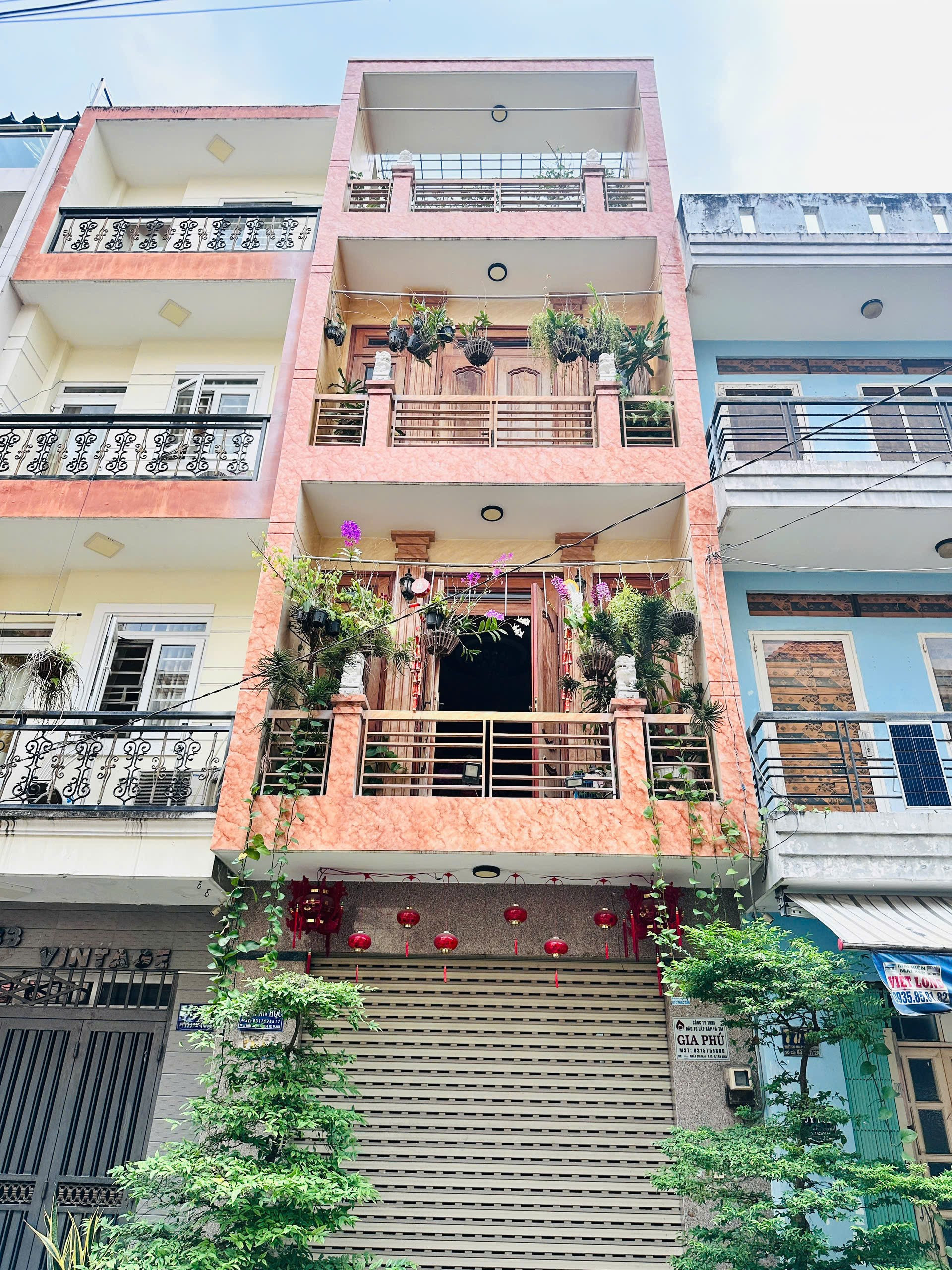 Bán Nhà Nhất Chi Mai Tân Bình – 4 Tầng – HXH 8m Thông – 4x14m – 5PN – Giá 13.5 Tỷ