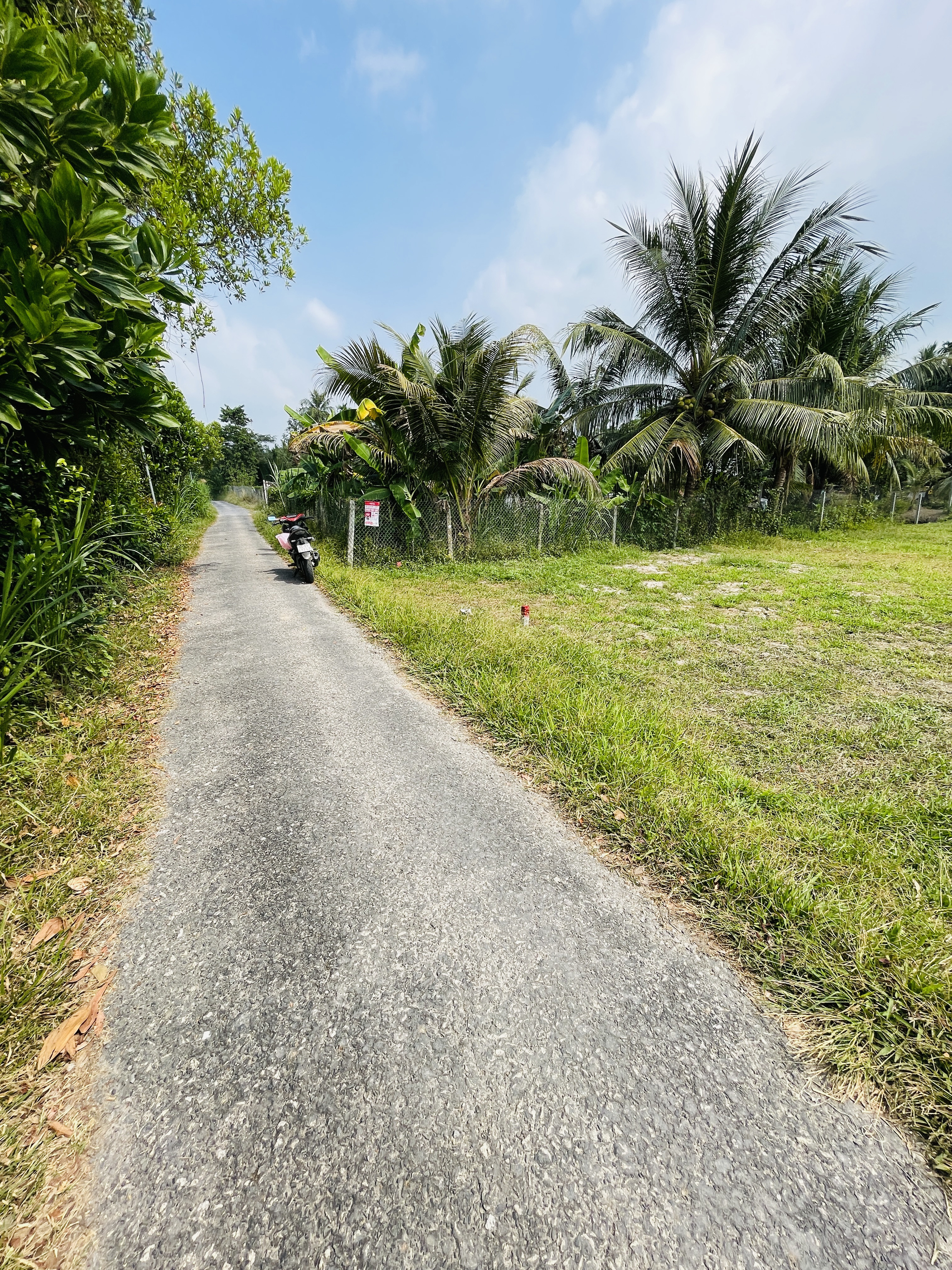 Bán đất 1000m² ngang 20m có 180m thổ cư giá 1.35 tỷ Xã Cái Ngang