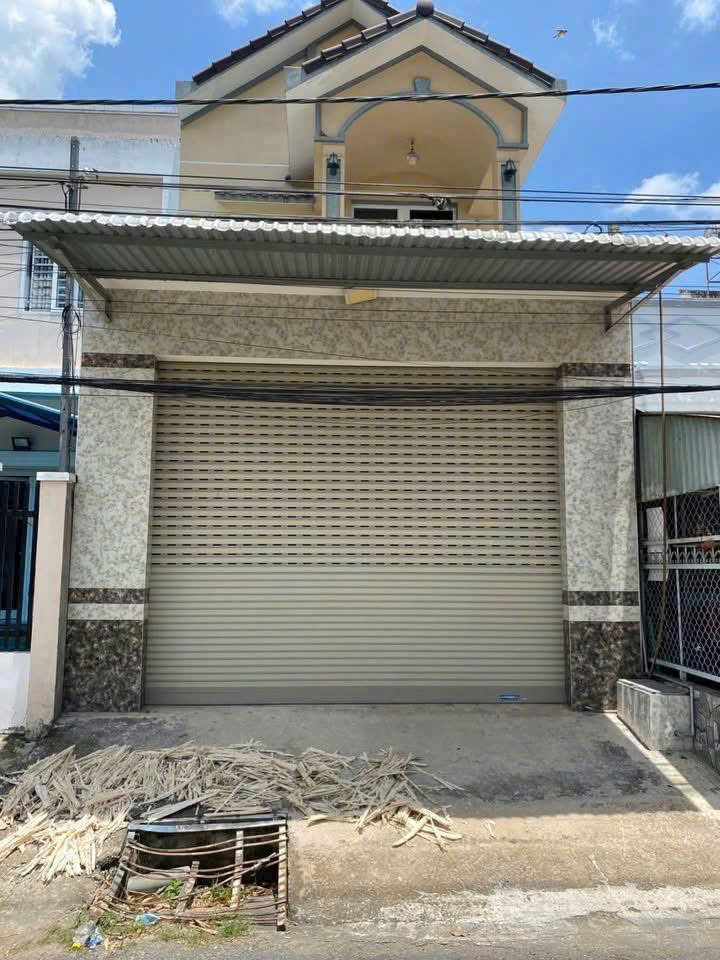 Bán nhà 104m² ngang 5.2m giá 1.85 tỷ sau lưng đền thờ Phạm Hùng, Xã Long Phước huyện Long Hồ, nay là xã Long Hồ, tỉnh Vĩnh Long