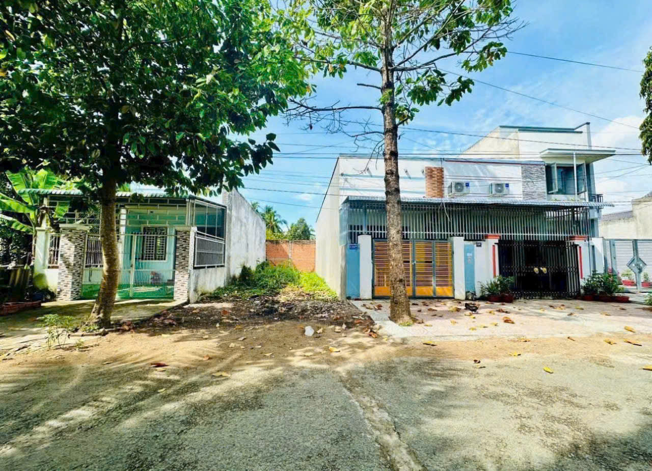 Bán đất 103.5m² ngang 5.3m giá 1.2 tỷ gần Đền Thờ Phạm Hùng Xã Long Hồ