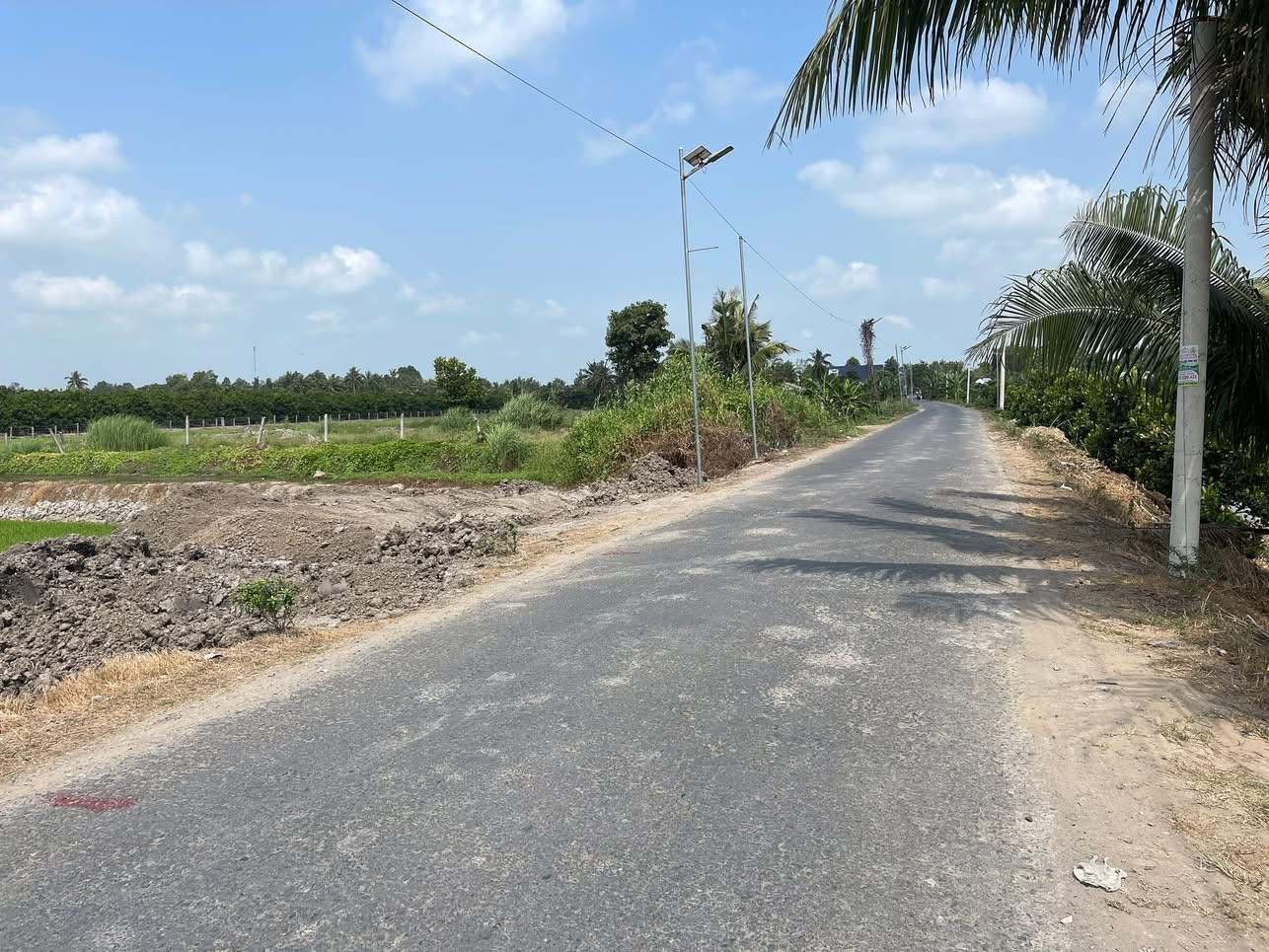 Bán đất 587.3m² ngang 11,6m giá 2 tỷ Xã Phú Quới