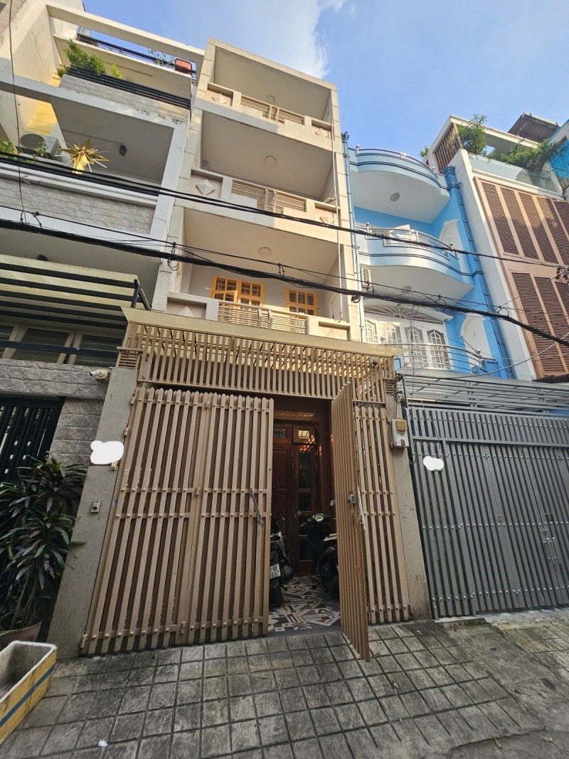 Bán nhà 4x16, trệt 3 lầu, ô tô đậu nhà sát rạch Xuyên Tâm ngay Nơ Trang Long