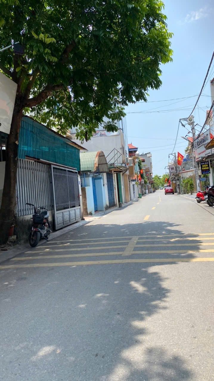 Phân khúc nhỏ hiếm. Giá đẹp gần sân bay nội bài. Đường ô tô lượn