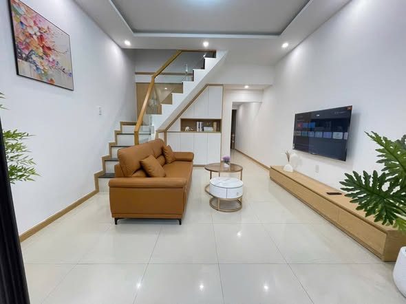 🏠 BÁN NHÀ NÚI THÀNH TRUNG TÂM HẢI CHÂU, CHỈ 4,XTY CÓ NGAY NHÀ 2 TẦNG 1 MÊ 1 LỬNG 3PN KIỆT 3M THÔNG THOÁNG
