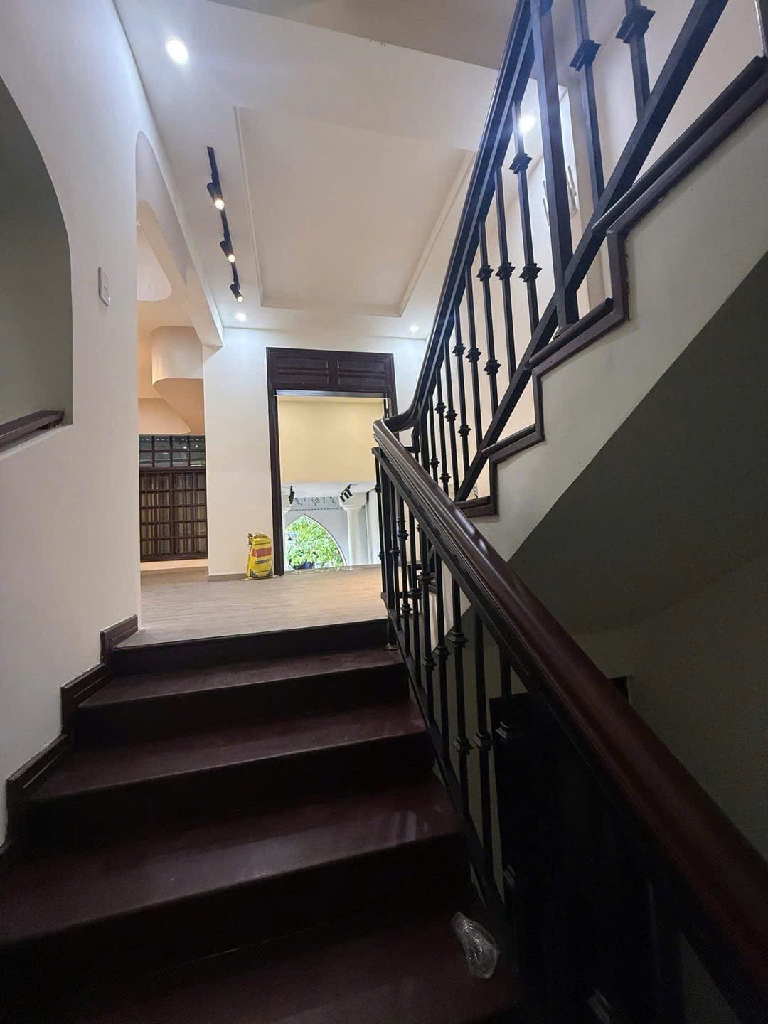 💰 MẶT TIỀN NÚI THÀNH – 3 TẦNG – 100M² – DÒNG TIỀN 30TR/THÁNG – TT HẢI CHÂU