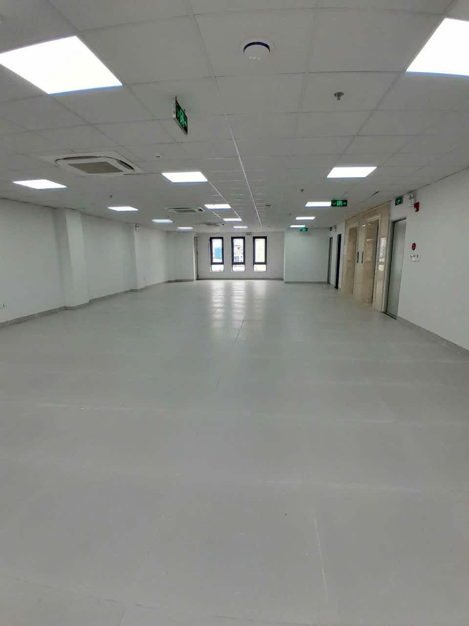 Cho thuê Văn phòng 200m2 giá 52 triệu tại Đường Ô Chợ Dừa - Chọn - Phường Ô Chợ Dừa Hà Nội
