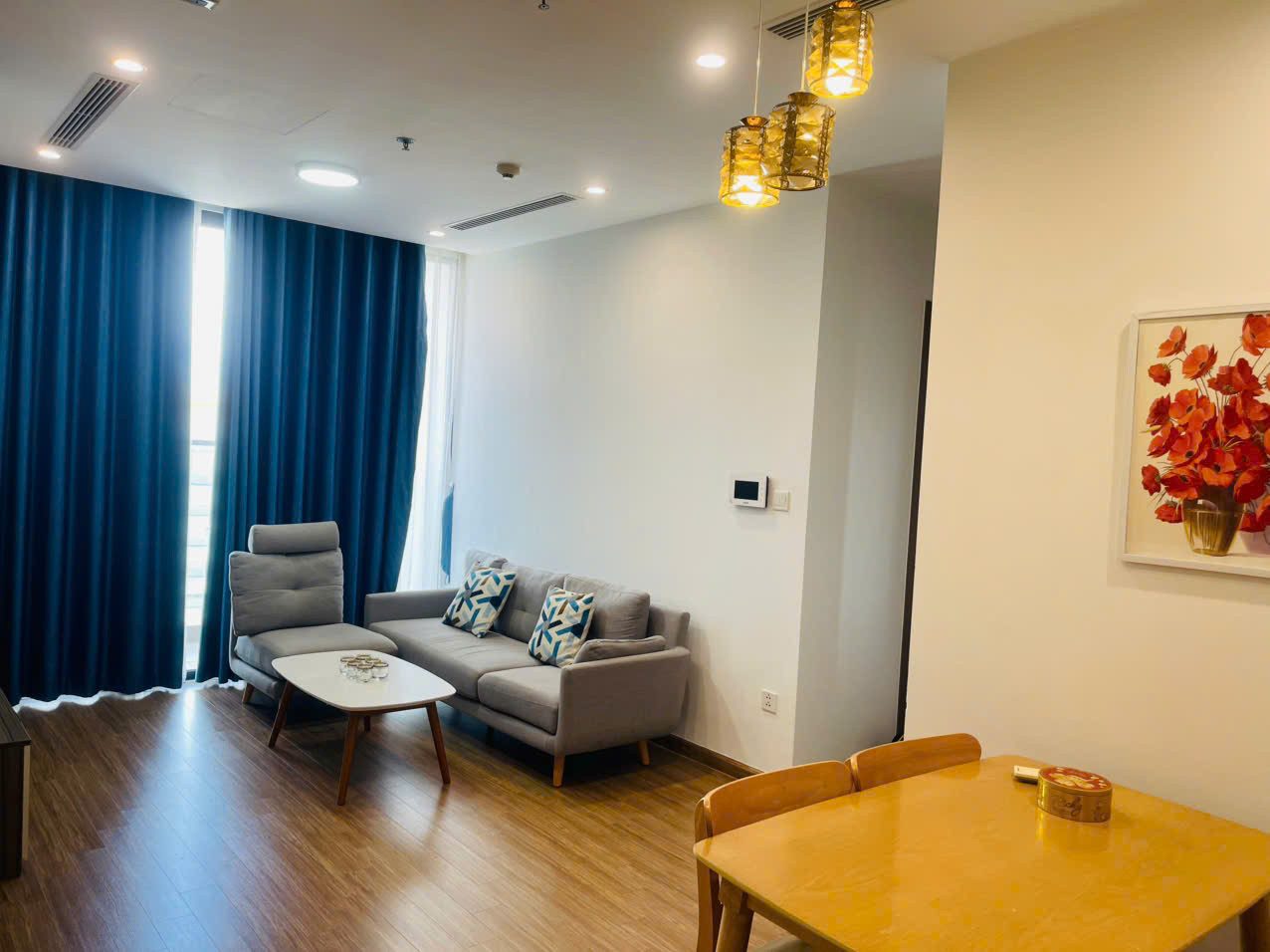 CHÍNH CHỦ CHO THUÊ CĂN HỘ CAO CẤP 2PN FULL ĐỒ TẠI VINHOMES SKYLAKE PHẠM HÙNG – GIÁ 23 TR/THÁNG