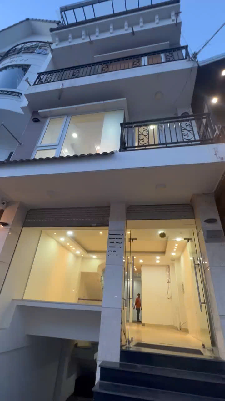 Cho thuê nhà Mặt tiền Phạm Ngũ Lão phường 3 Đà Lạt giá 32 triệu/tháng