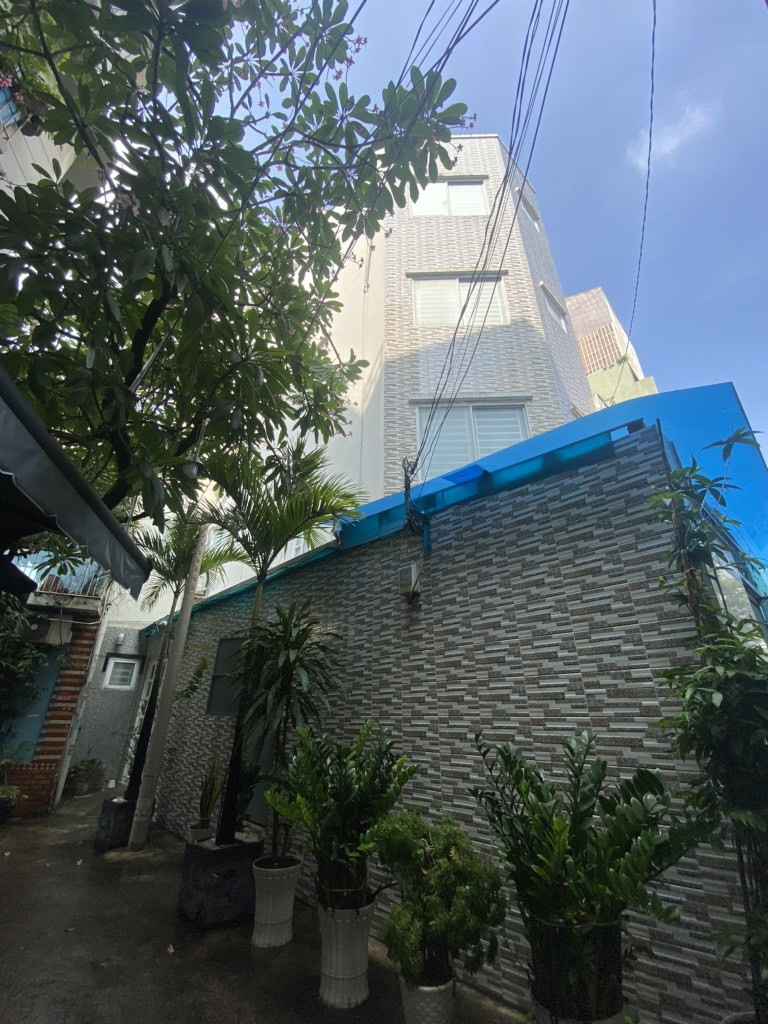 Bán nhà 5 tầng Phạm Văn Hai, Tân Bình - DT: 60m2 (4,5x13 nở hậu) - 7.x tỷ