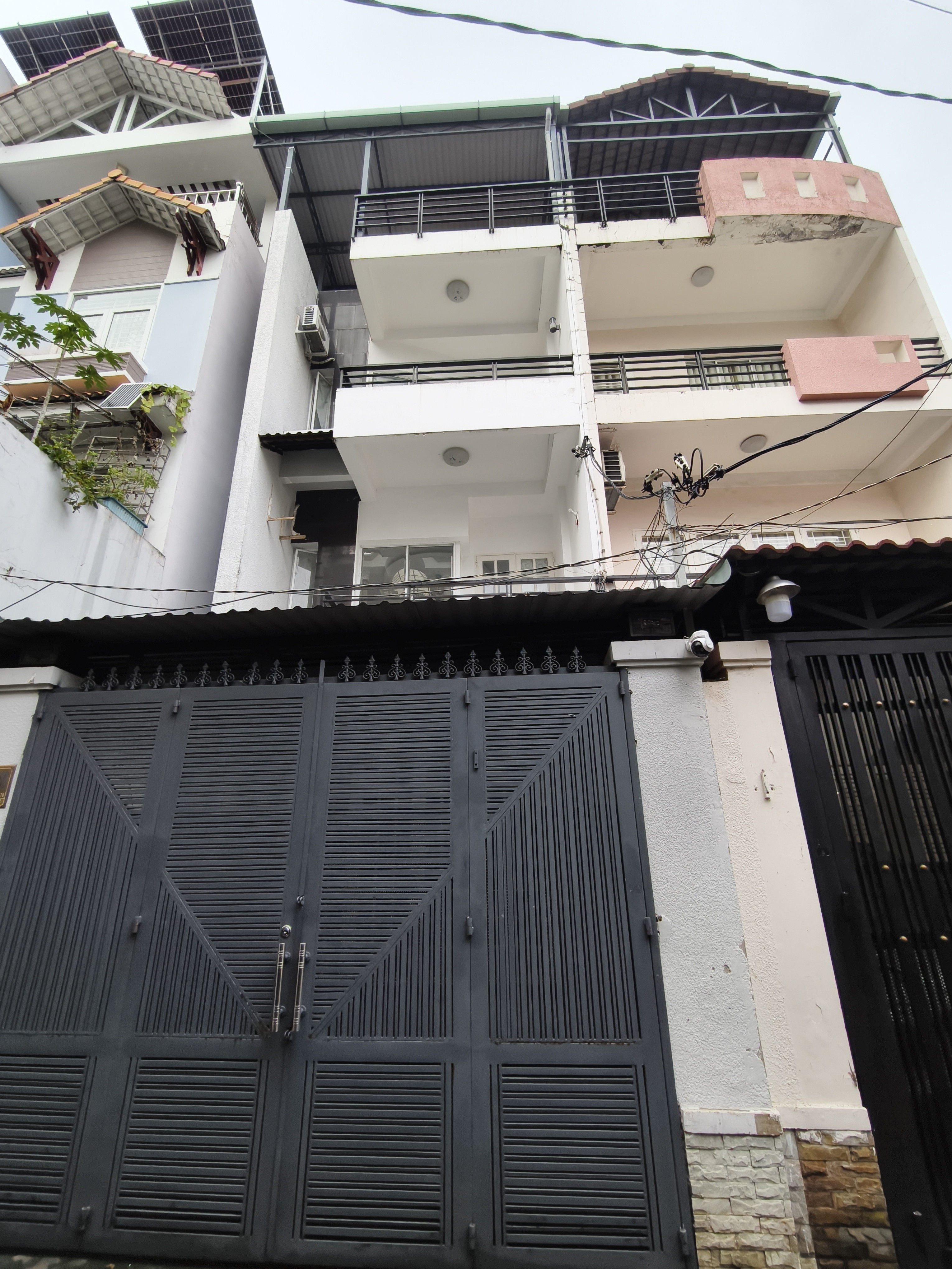 Bán nhà Tân Bình - Phạm Văn Hai - 5 x 19 x 4 tầng - 15 tỷ siêu rẻ