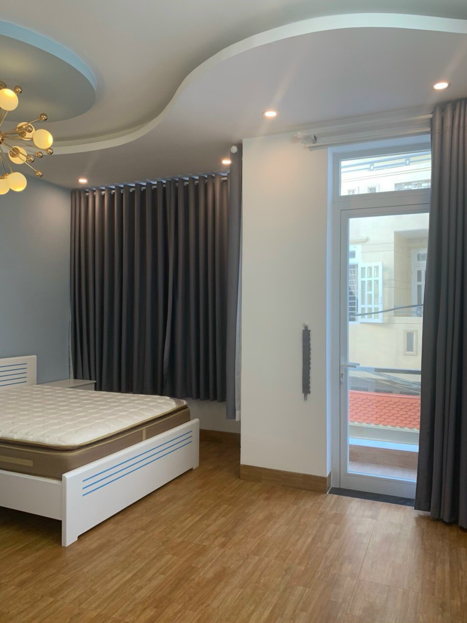 BÁN NHÀ 1T2L MỚI ĐẸP HẺM Ô TÔ PHAN CHU TRINH, GẦN BIỂN, BÌA HỒNG HOÀN CÔNG - 75,9m2 - 8,5 TỶ
