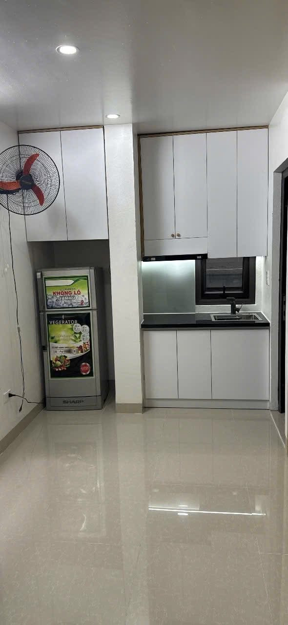 CHO THUÊ CCMN PHAN ĐÌNH GIÓT

Đầy đủ đồ nóng lạnh, điều hoà, giường tủ, quạt - có thang máy
Đóng 3 cọc 1
Điện là 3800k / số 
phí rác thải 20k/ người 
wifi 50k/ người 
Phòng ở tối đa 3 người
Giá 6 triệu/ tháng