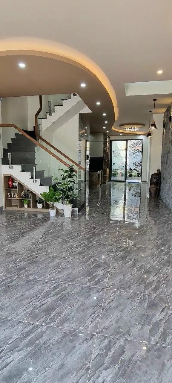 🔥 BÁN NHÀ MỚI XÂY TRUNG TÂM PHƯỜNG 2 – PHAN HUY ÍCH – 90M² – 4PN – THANG MÁY – 13.5 TỶ 🔥