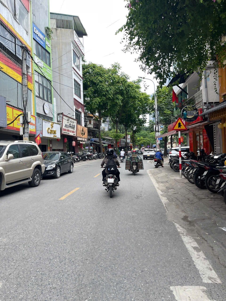 Siêu Hiếm - Lõi Ba Đình, nở hậu, 4 tầng, nội thất hiện đại, 5m ra ô tô tránh