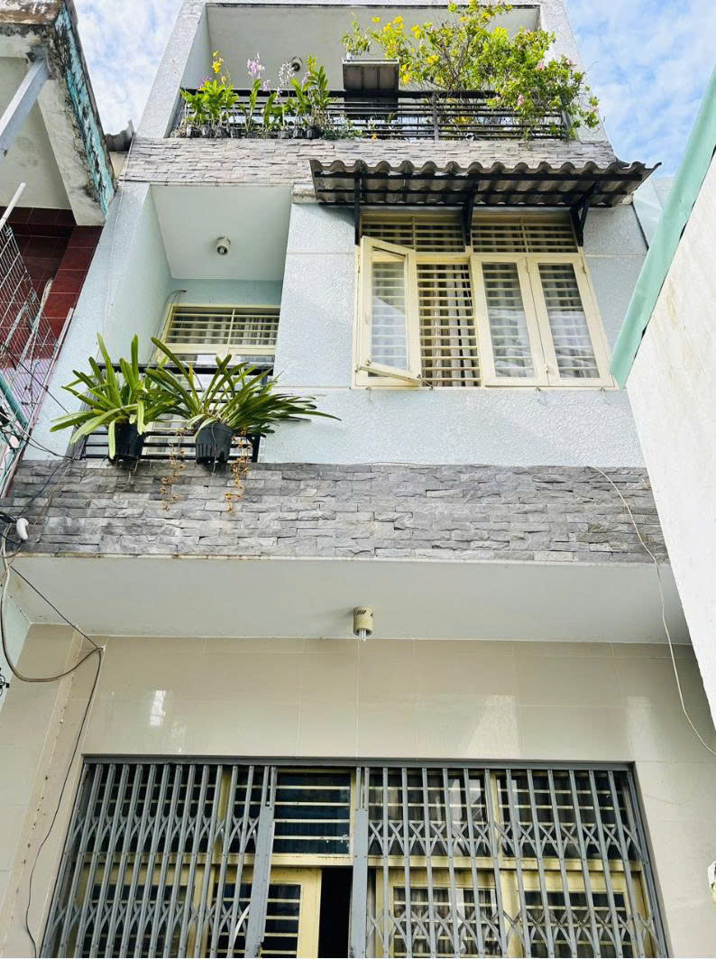 Bán nhà giá mềm khu vực Phú Nhuận, Phan Tây Hồ, P7, 5,35 tỷ, sổ riêng, tiện ích xung quanh đầy đủ