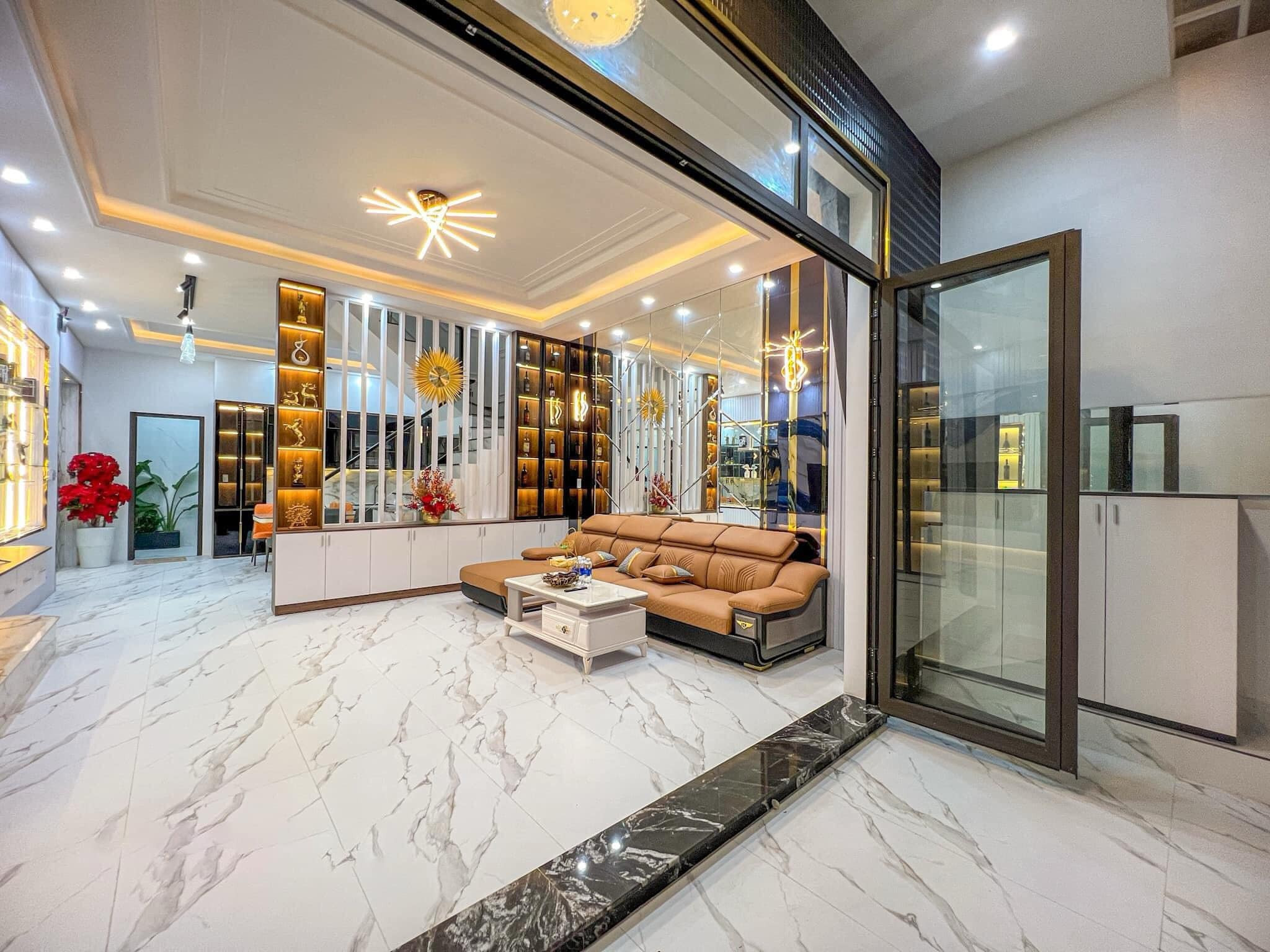 Căn góc 2 mặt thoáng – nở hậu tài lộc, phong thủy cực tốt 📍 Địa chỉ: Phan Tây Hồ, P7, Phú Nhuận✍️