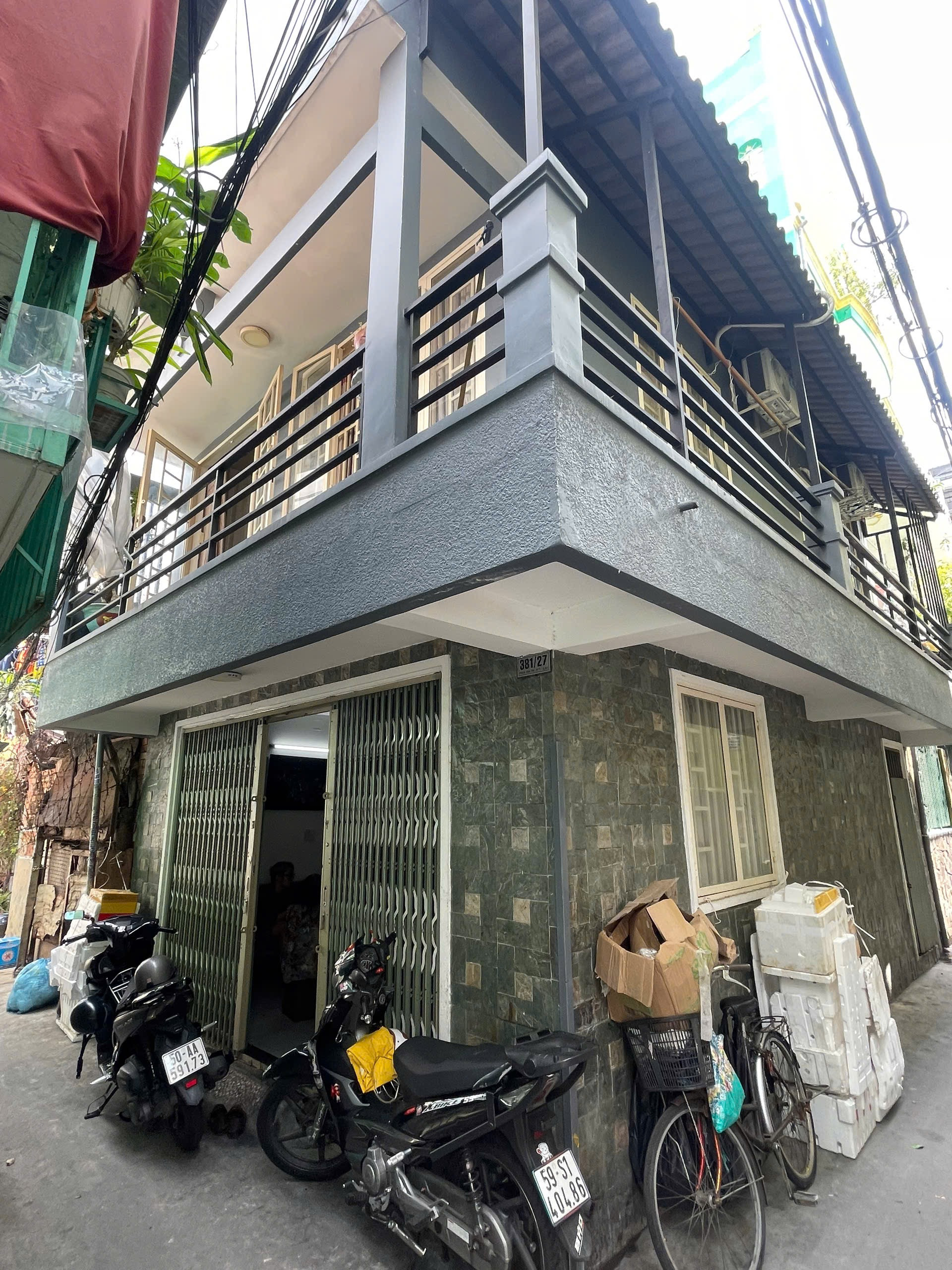 Căn góc 2 mặt hẻm 36m2 2Tỷ5 sổ hồng riêng.