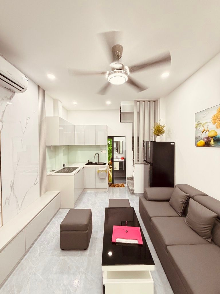 4 tầng gấp bán, phùng văn cung, tặng nội thất, sổ hồng riêng