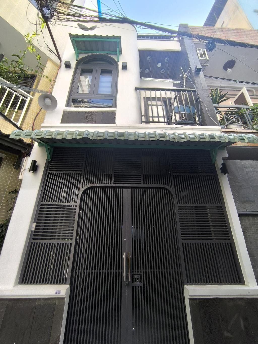 Phú nhuận, gần đường hoa, phan xích long, giáp q1, thuận tiện di chuyển