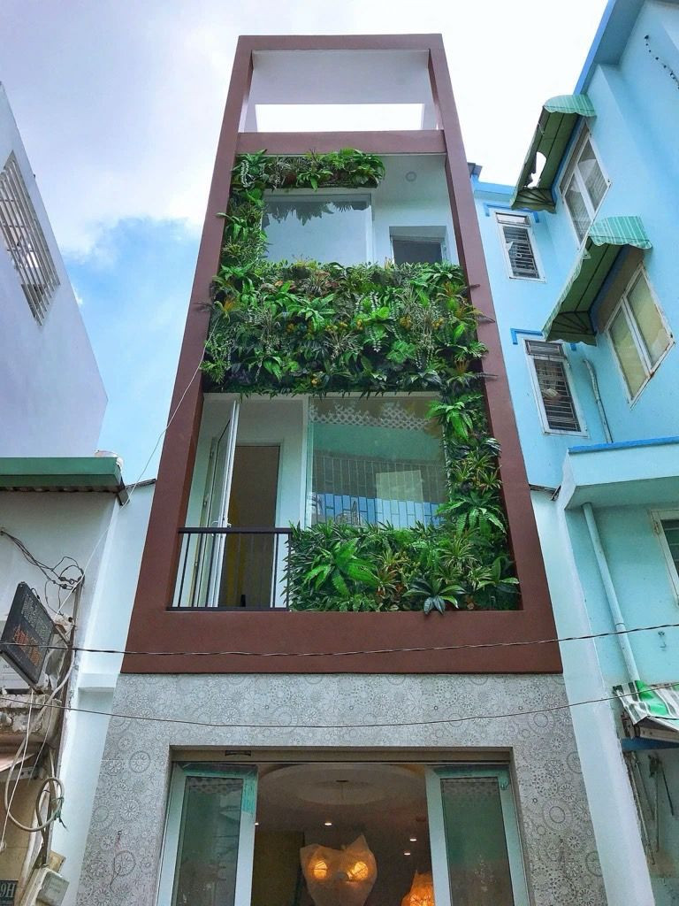 Gấp bán nhà sổ riêng, 4 tầng, phan xích long kinh doanh buôn bán