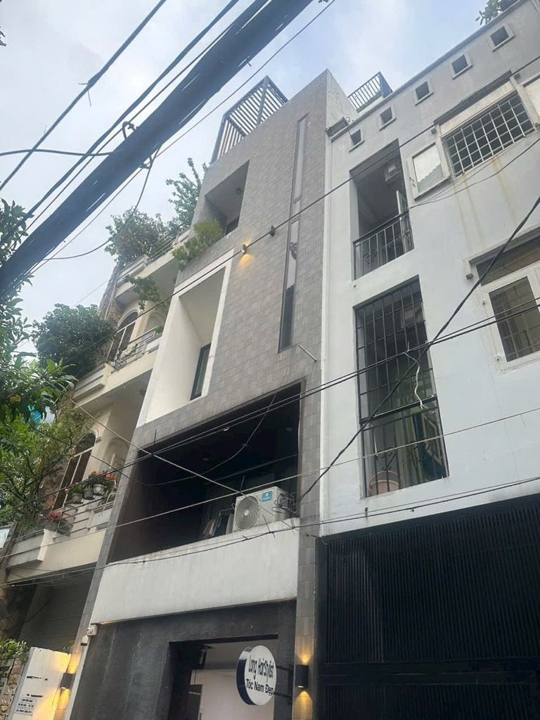 Bán nhà hẽm hơi gần phan xích long, dòng tiền 509tr/ năm