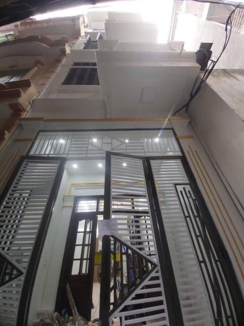 Cho Thuê Nhà Ngõ 18 Khương Hạ - Thanh Xuân 41M² 6 Tầng 3 Ngủ - Ngõ Rộng - Giá Thuê 15tr - Cho Ở Nhóm