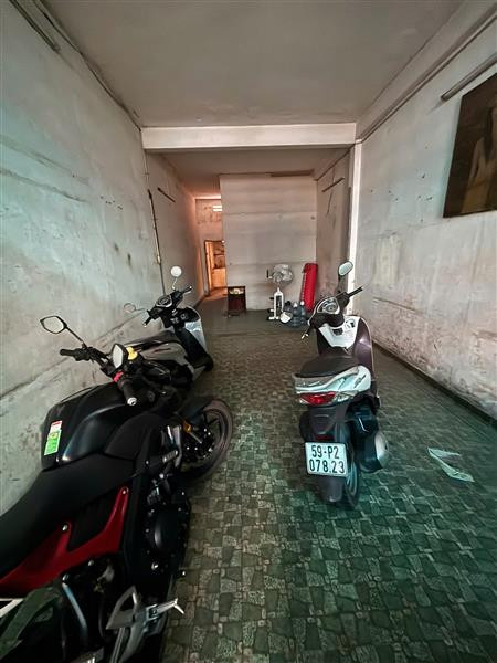 Nhà c4 HXH Phổ Quang - gần BV Tâm Anh , ngay góc Huỳnh Lan Khanh , khu biệt thự , toà nhà văn phòng