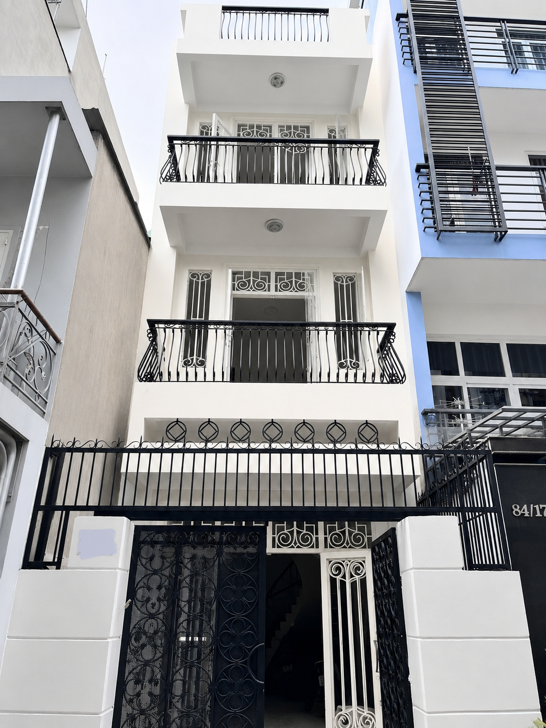 NHÀ ĐẸP PHỐ QUANG - 4 TẦNG - 70M2 - HẺM 6M - GẦN BV TÂM ANH - VỪA Ở VỪA KHAI THÁC CHO THUÊ - VỊ TRÍ CỰC HIẾM