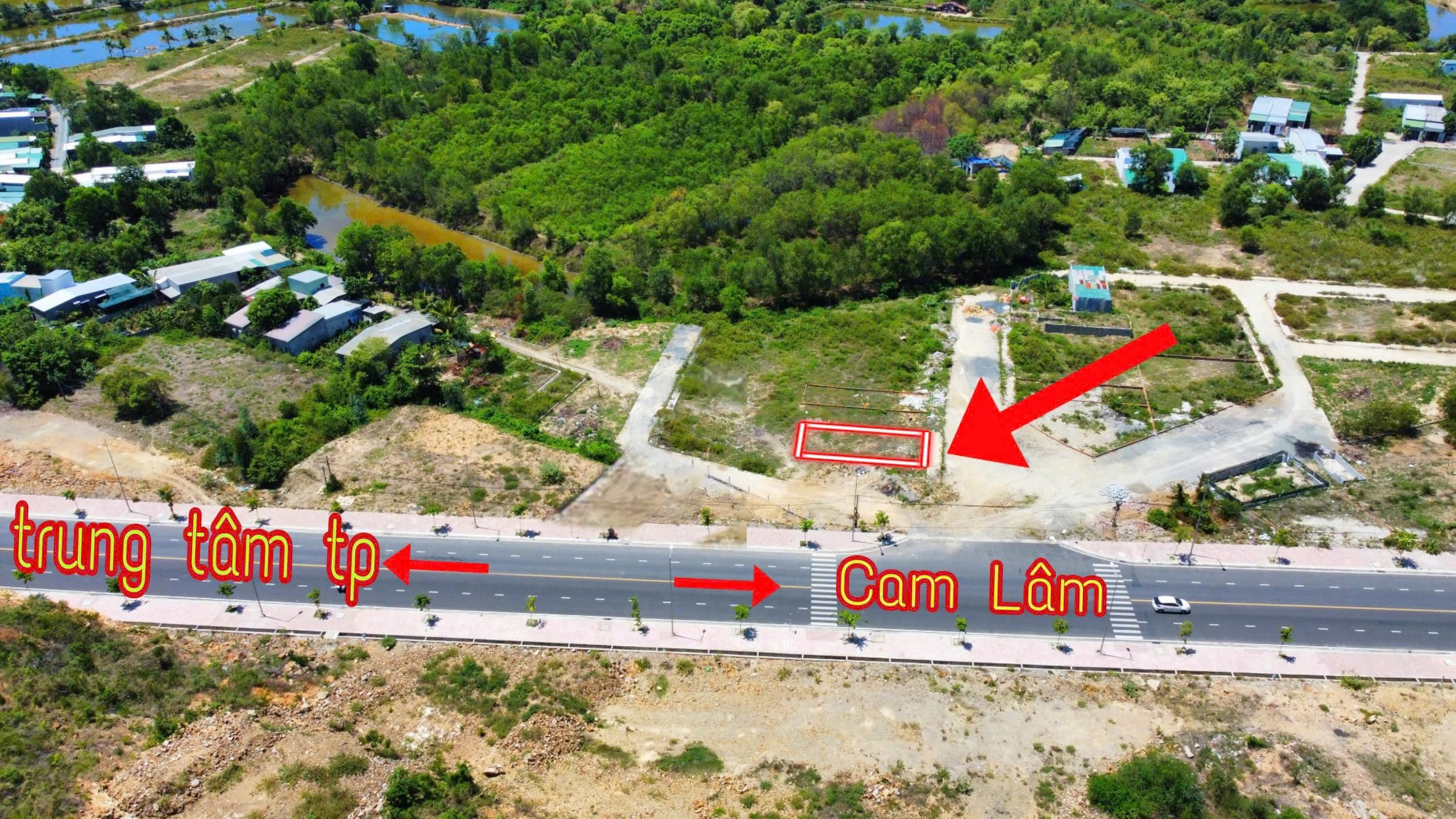 BÁN LÔ ĐẤT PHƯỜNG NAM NHA TRANG - CÁCH MẶT TIỀN PHONG CHÂU 10 mét.
- Diện tích: 120m2 thổ cư, Mặt tiền 6m, dài 20m, vuông vức
- Đường hiện trạng 10m - QH 14m