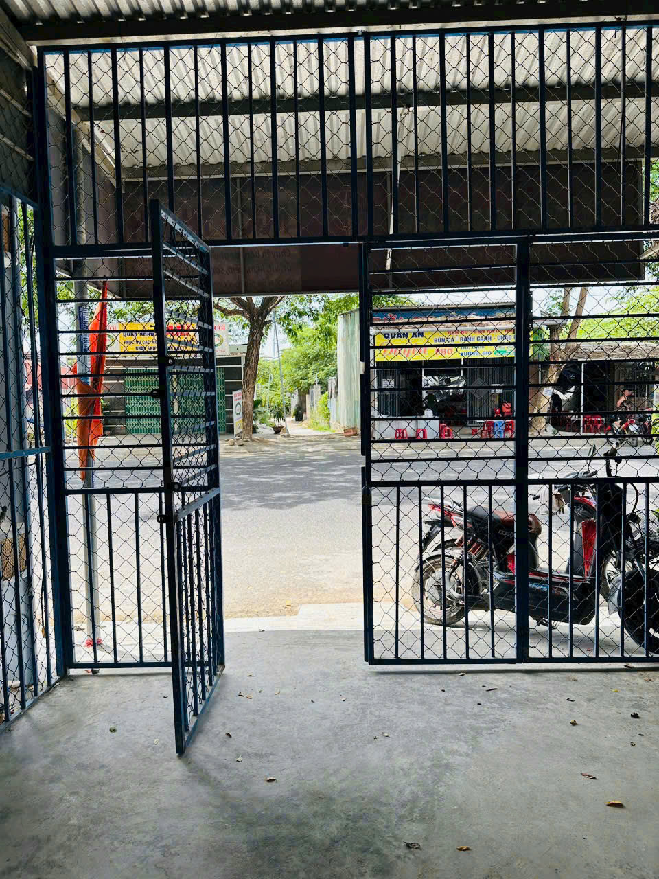 CHO THUÊ NHÀ MẶT TIỀN ĐƯỜNG PHONG CHÂU, TDC ĐẤT LÀNH, VĨNH THÁI - NHA TRANG