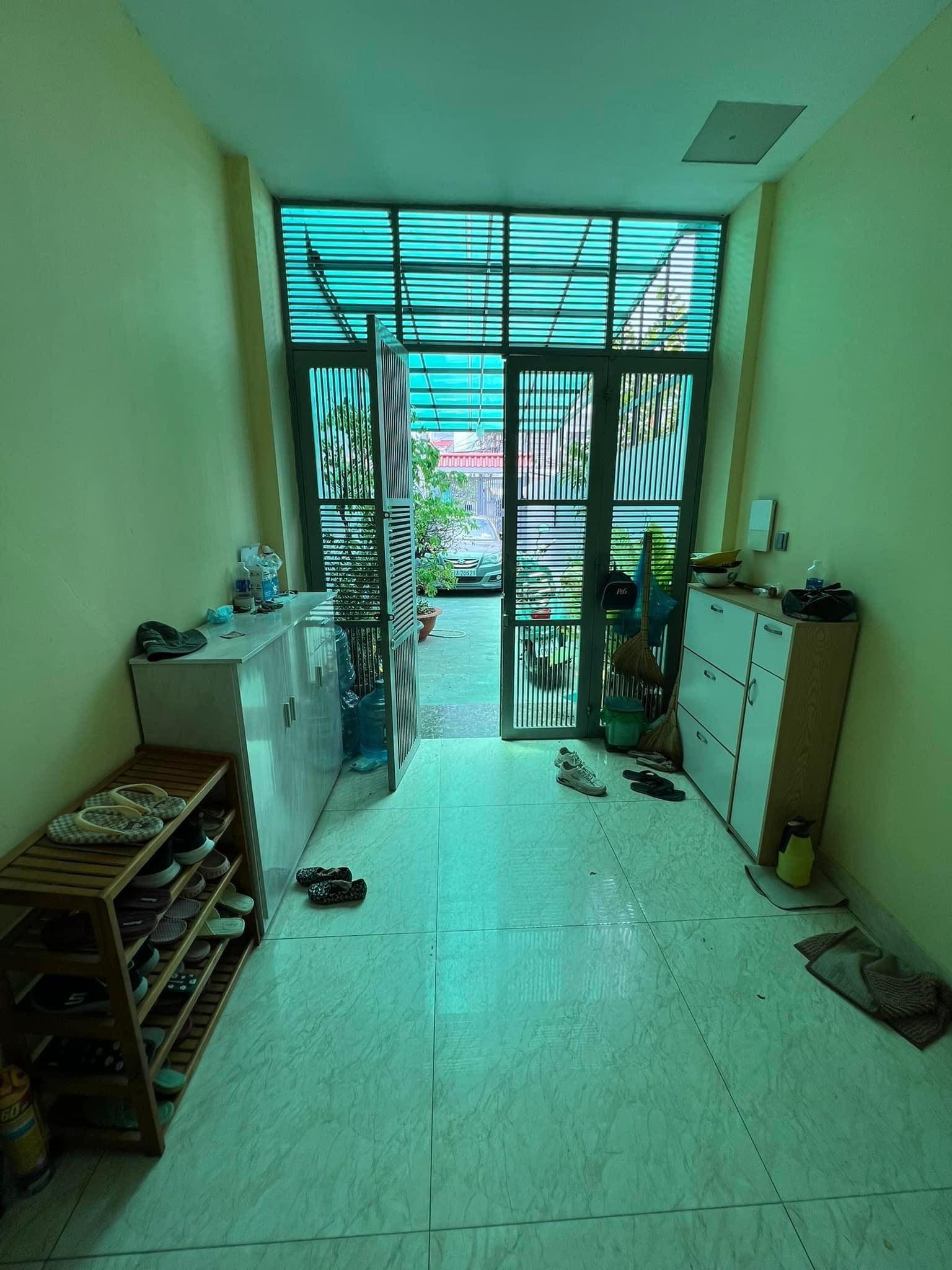 Bán nhà 133m² hẻm xe hơi,sổ hồng riêng giá 8.4 tỷ tại Đường Phú Đinh Phường Phú Định