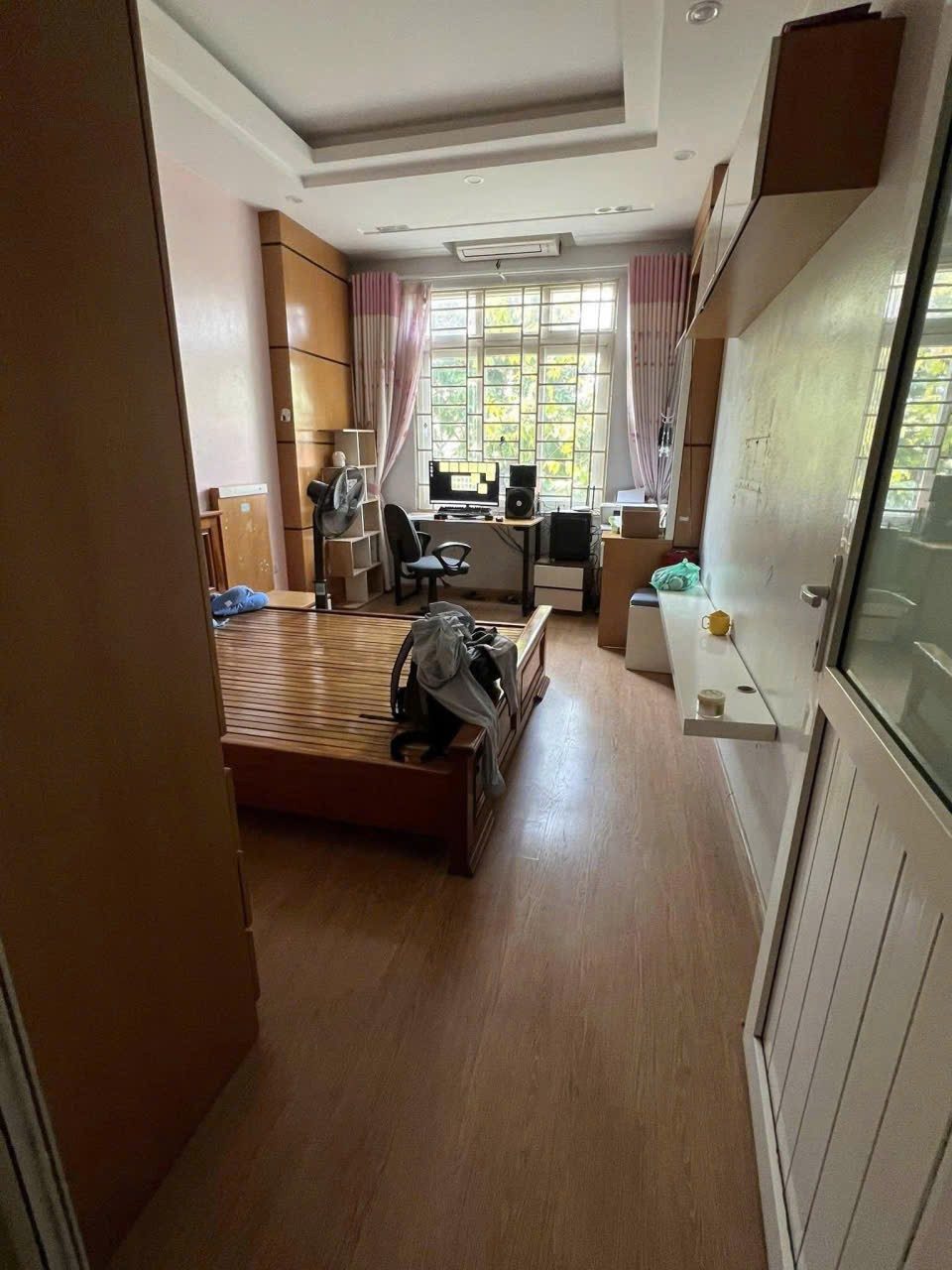 Cho Thuê Nhà Phú Đô - Năm Từ Liêm 50M² 4 Tầng 4 Ngủ Full Đồ - Ở, Kinh Doanh - Giá Thuê 15tr