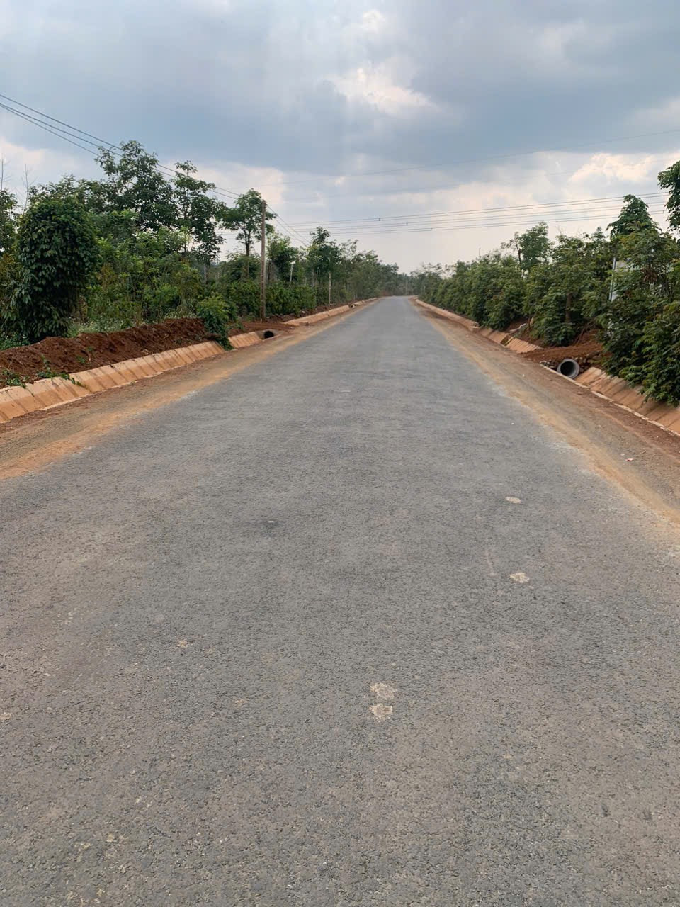 Bán đất 2200m² ngang 35m giá 4.5 tỷ tại Đường Phù Đổng Thiên Vương Phường Buôn Hồ