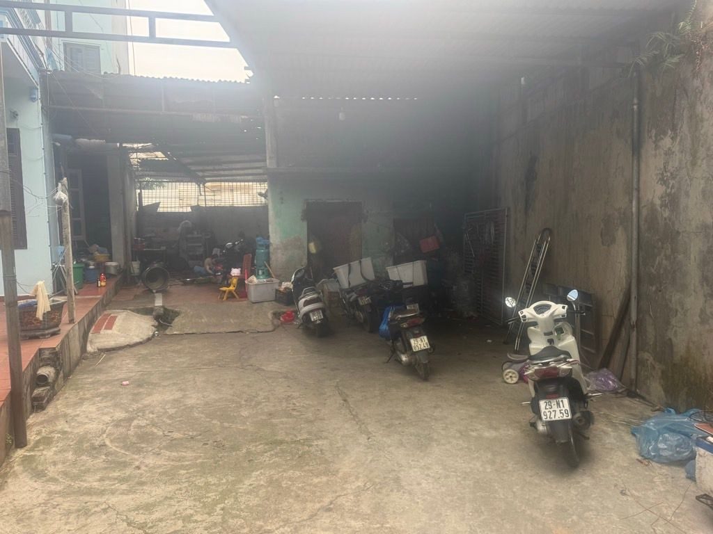 Bán đất 108.8m² có sẵn 96m² thổ cư ngang 6.5m giá 17.4 tỷ tại Đường Phù Đổng Xã Phù Đổng