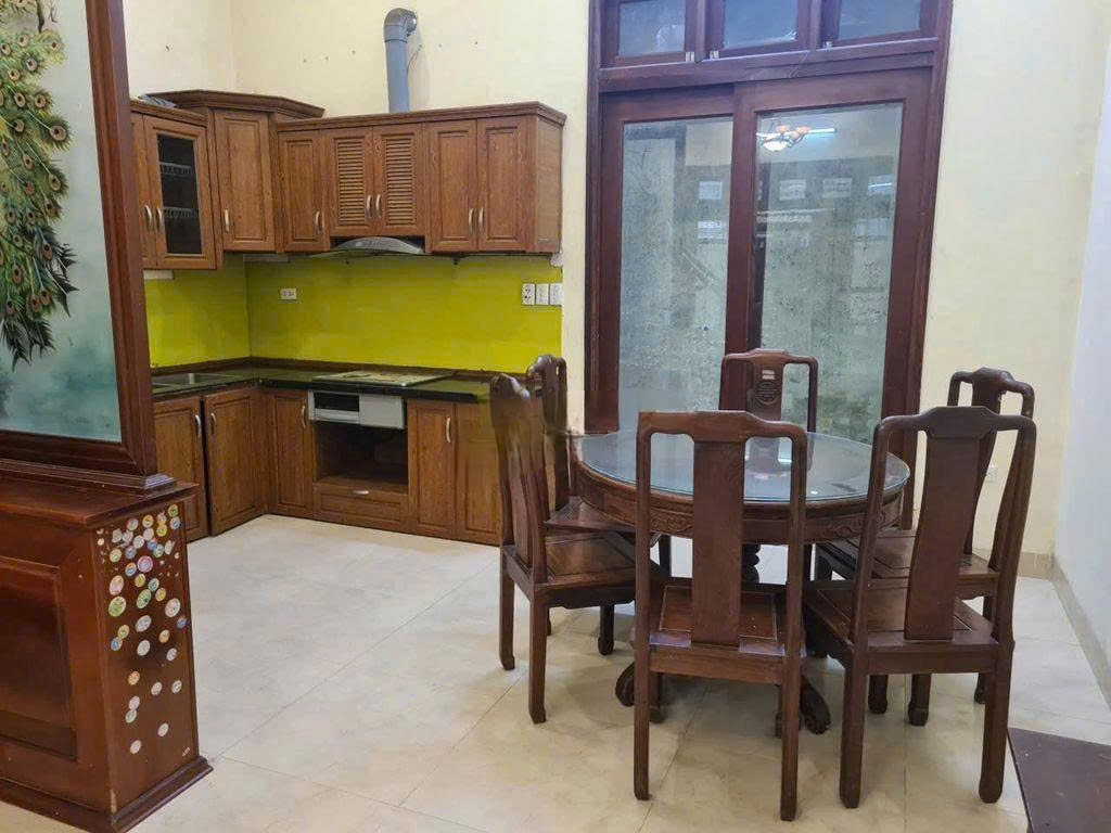 Cho thuê Nhà Ngõ 212 Đường Phú Mỹ Phường Mỹ Đình 2 Quận Nam Từ Liêm 60M² 4 Tầng 5 Ngủ - Nội Thất CB - Giá Thuê 18tr - Nhận Nhà Ngay