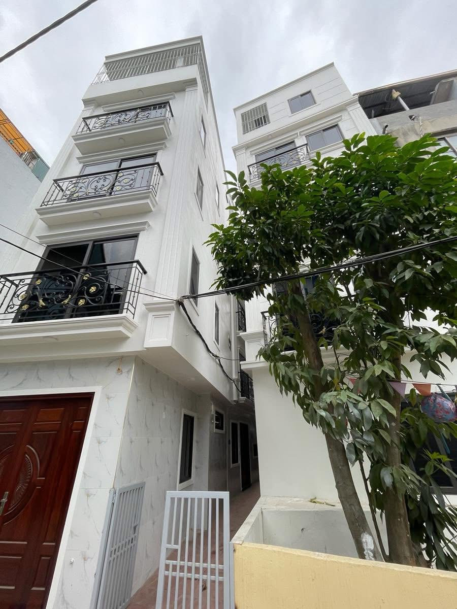 🏢 BÁN CCMN PHÚ DIỄN – 42M² x 7 TẦNG THANG MÁY – 10 PHÒNG KHÉP KÍN – Ô TÔ ĐỖ CỬA – DÒNG TIỀN 50TR/TH – 11.5 TỶ, TỪ LIÊM