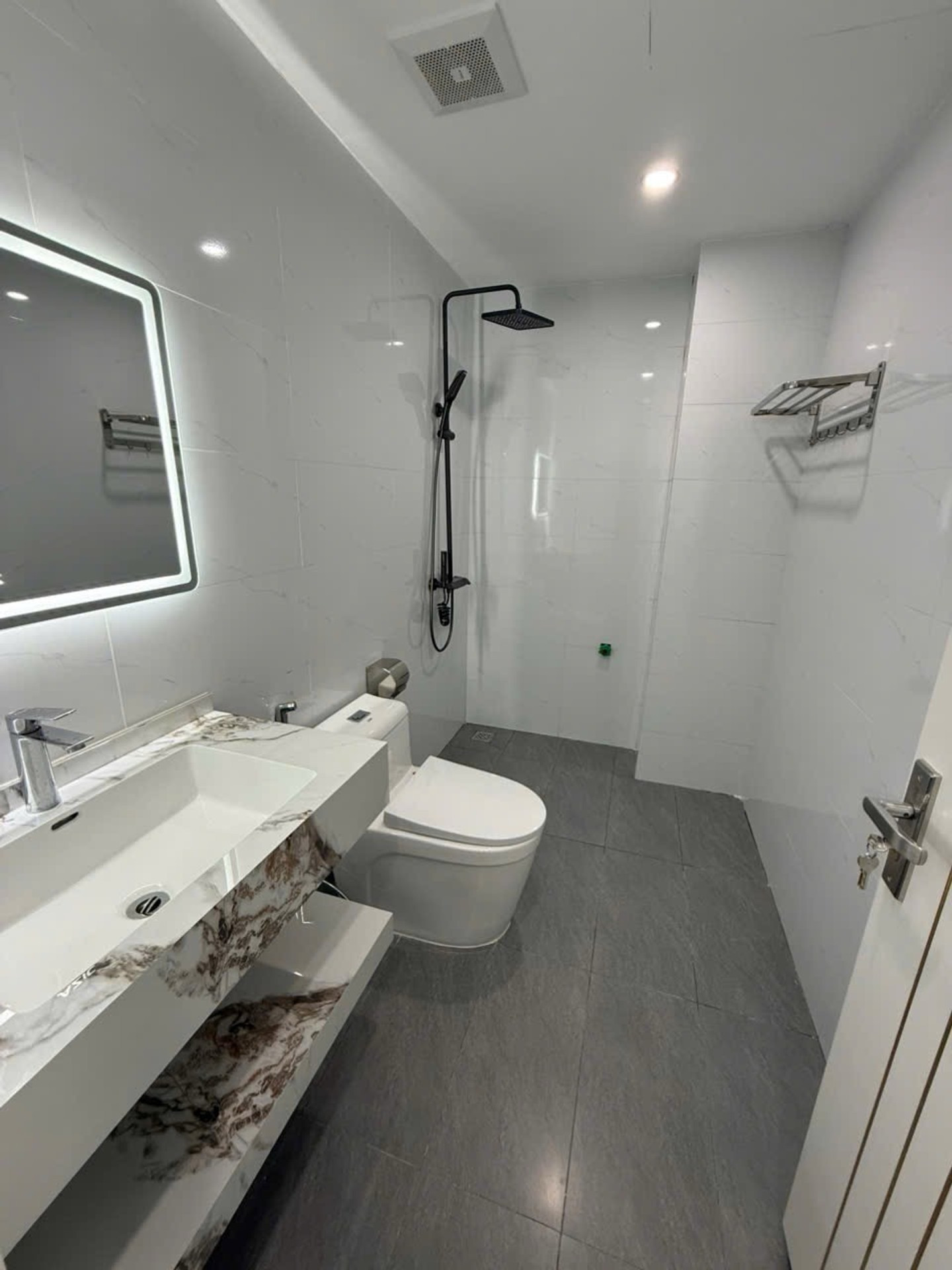 Bán nhà 52m² full thổ cư ngang 4,4m giá 14.2 tỷ tại Đường Phúc Lợi Phường Phúc Lợi