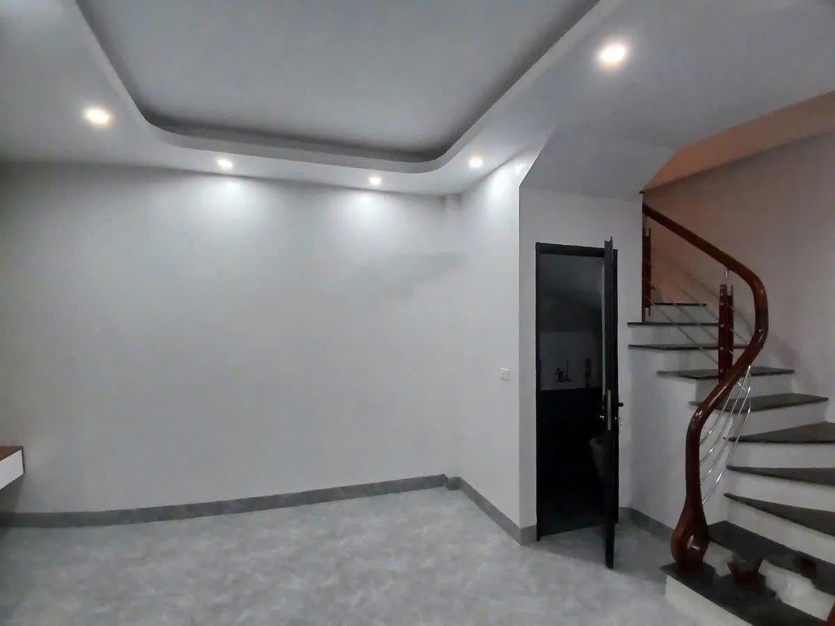 Cho Thuê Nhà 30M² × 5 Tầng × 3 Ngủ/ Đường Phúc Lý - Minh Khai - Bắc Từ Liêm / Giá 8 Tr