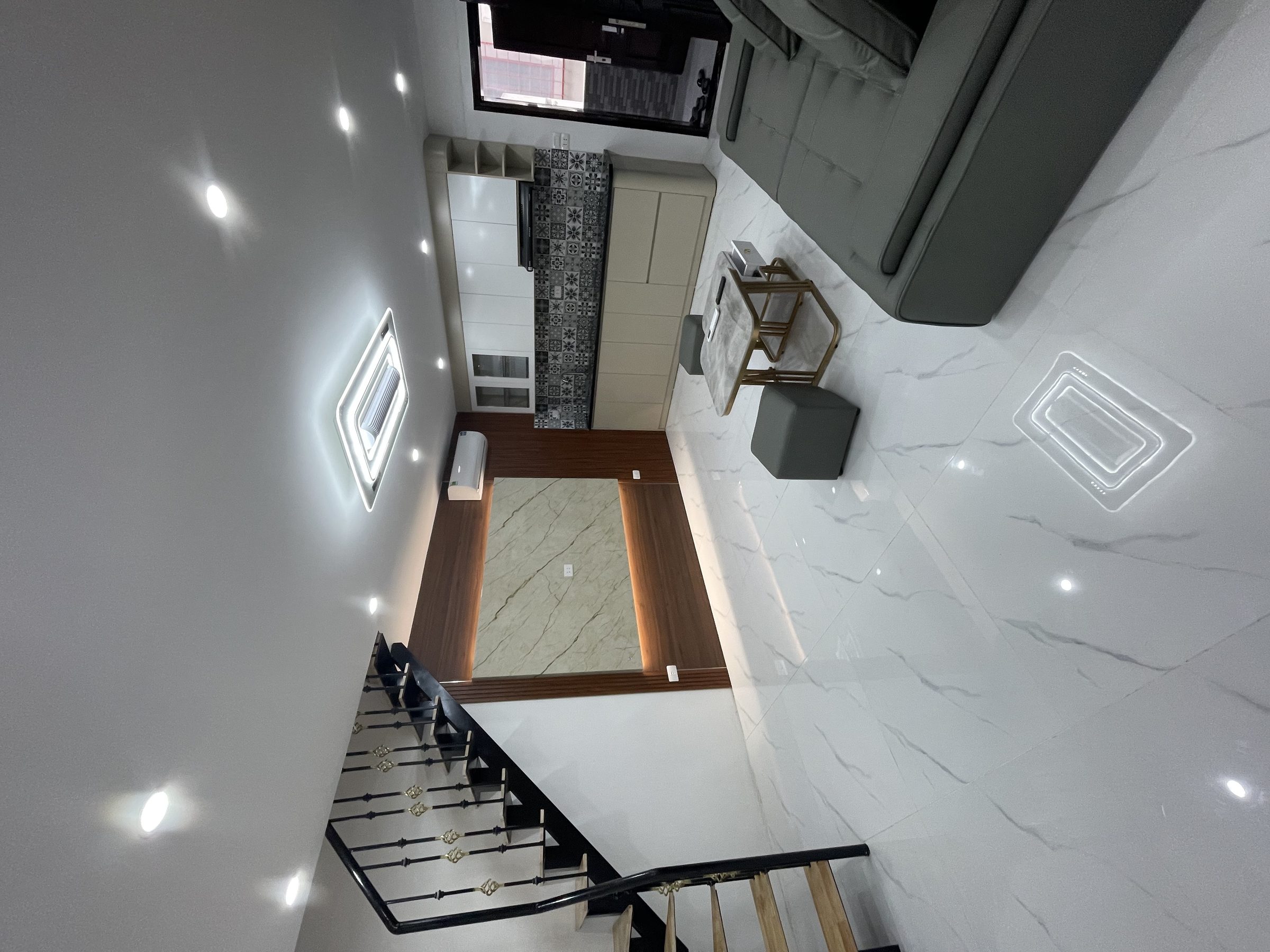 Nhỉnh 4 tỷ , sở hữu ngay căn hộ tầng 2, 65m2, 2 ngủ, thoáng sáng.