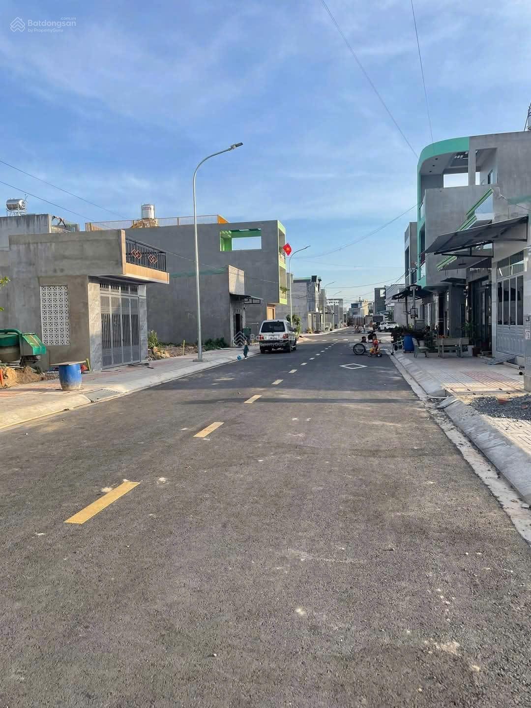 Cần tiền bán gấp lô đất MT -kết nối sân bay Long Thành 10p-tiện ích đầy đủ-sổ sẵn công chứng ngay