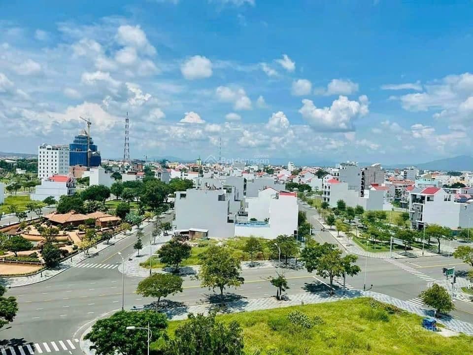 Ra nhanh đất TTTP Đồng Nai , chỉ với 1tỷ25/100m có sổ sẵn , full thổ cư nằm liền kề sân bay QT Long Thành