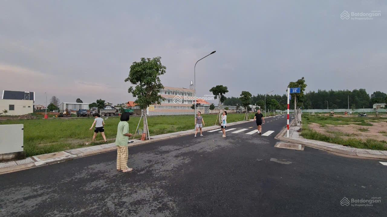 Đất ngôp cần thanh lý gấp - giá 1ty-có sổ sẵn- full thổ cư-tiện lợi đón đầu sân bay Long Thành - đường xá mở rộng
