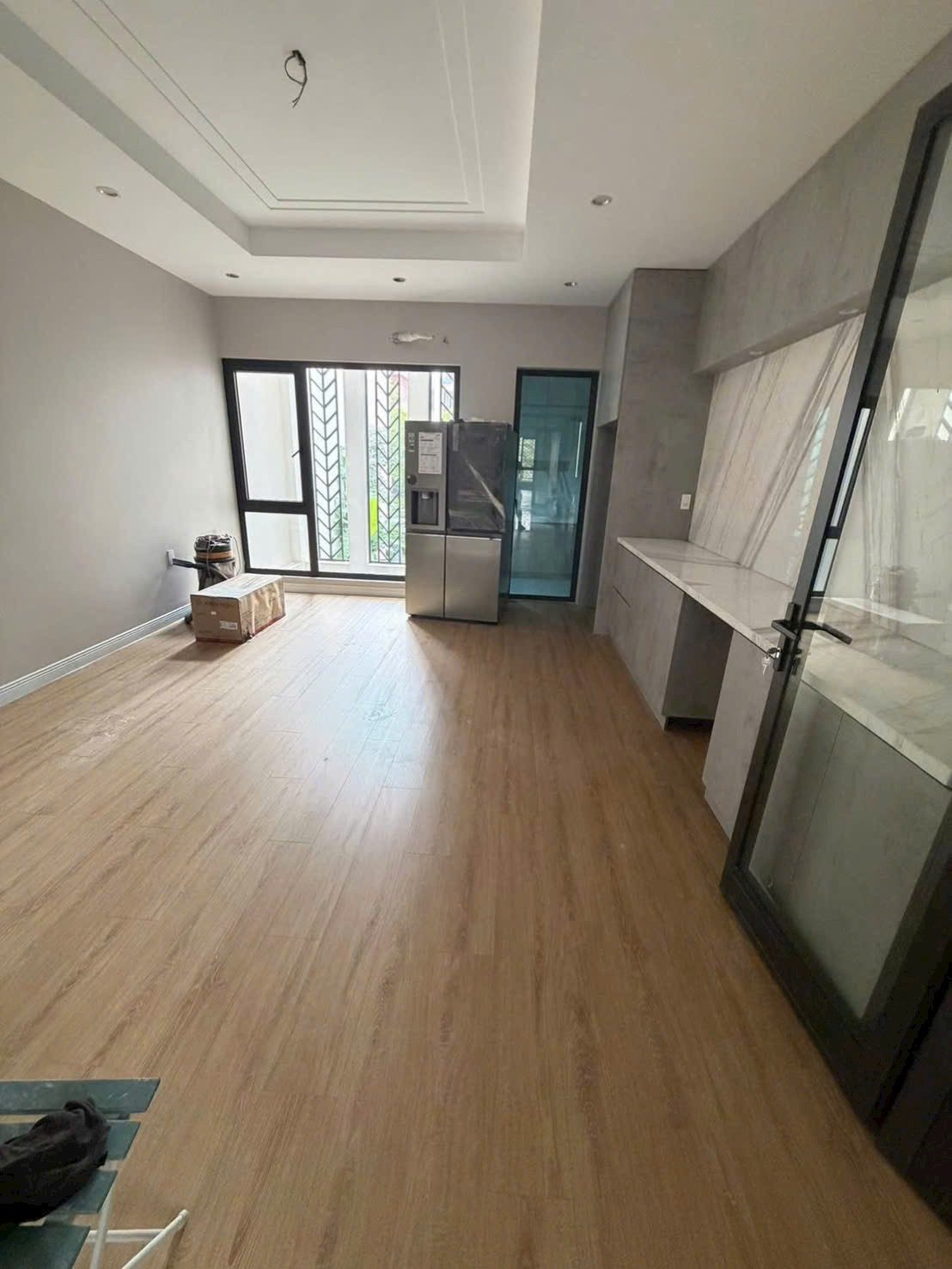 BÁN NHÀ TRANG HẠ , TỪ SƠN 120m2 5 Tầng, Gara Ô tô, Tháng máy, Kinh doanh bất chấp