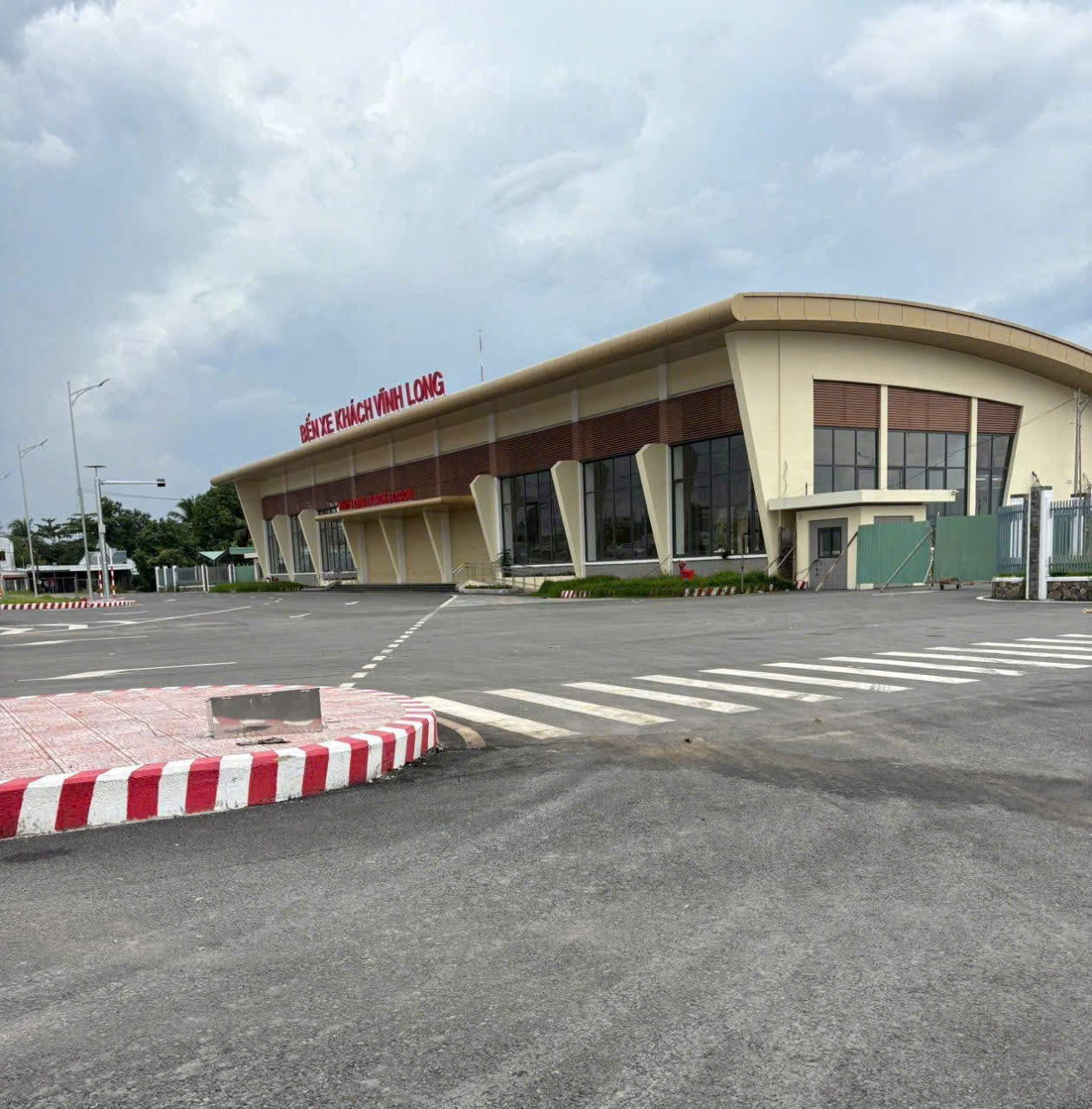 Bán đất 200m² ngang 11m giá 2.8 tỷ sau Bến xe mới phường 8 nay là Phường Tân Hạnh