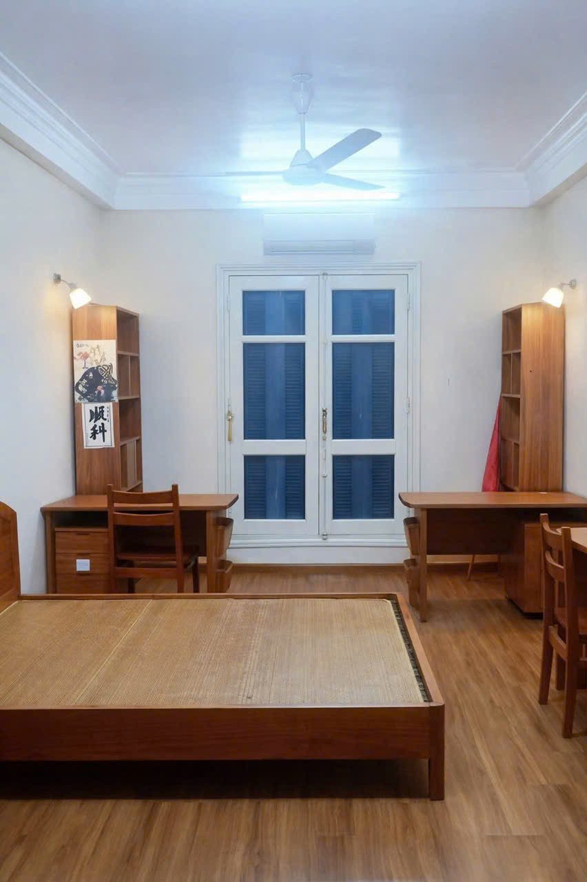 CHO THUÊ NHÀ NGUYÊN CĂN 5 TẦNG TẠI NGÕ 4 PHƯƠNG MAI, PHƯỜNG PHƯƠNG LIÊN, ĐỐNG ĐA, HÀ NỘI – KHU PHÂN LÔ VĂN PHÒNG QUỐC HỘI