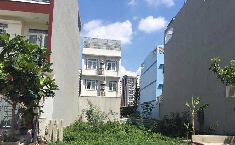 Bán Đất 100m2 có sẵn 100 m2 thổ cư giá 1.5 tỷ tại Đường Ql 1A Thị trấn Bến Lức Huyện Bến Lức Long An