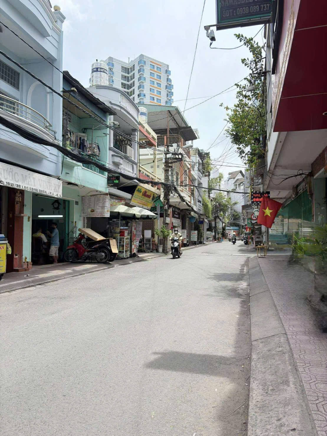 🏠 HẺM XE HƠI THÔNG - LẠC LONG QUÂN NGAY ĐẦM SEN - 3 TẦNG - 4× 18M - SỔ NỞ HẬU TÀI LỘC - GIÁ NHỈK 8T